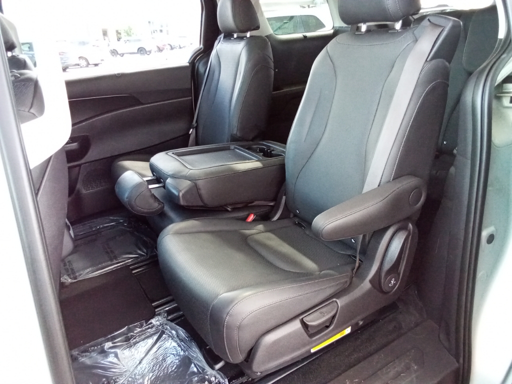 2025 Kia Carnival
