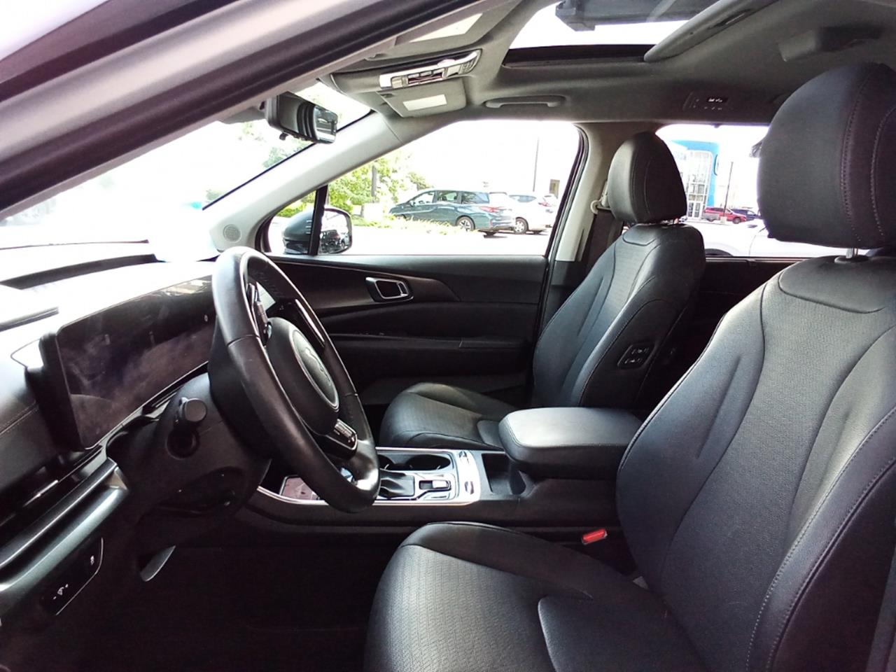 2025 Kia Carnival