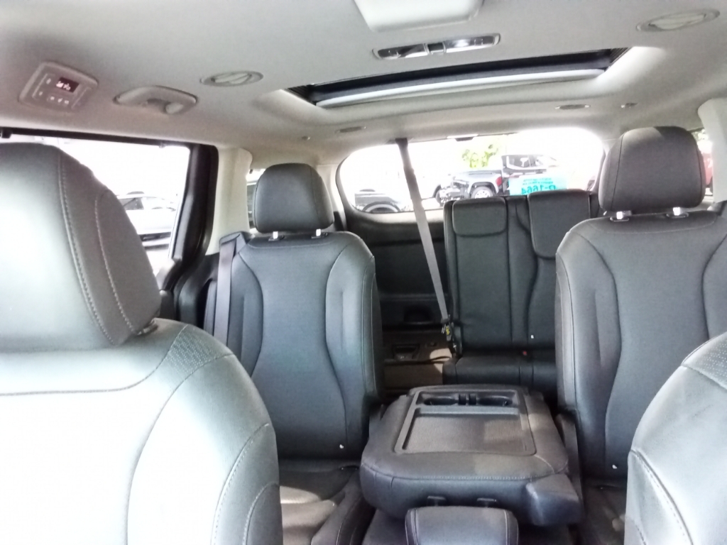2025 Kia Carnival
