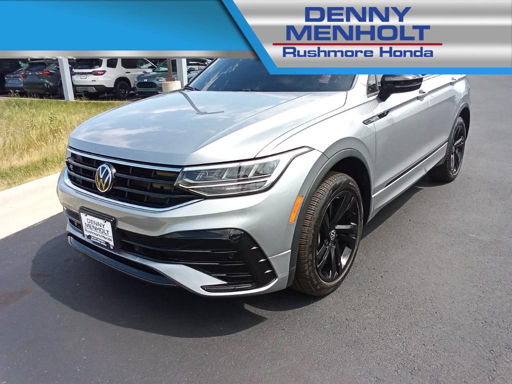 Used 2024 Volkswagen Tiguan SE R-Line Black SUVs