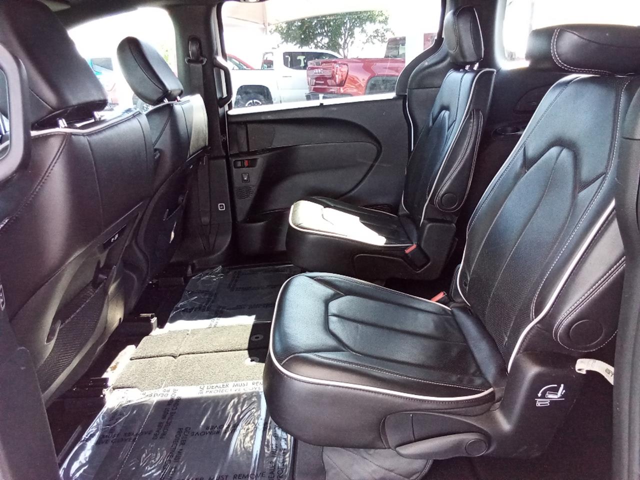 2025 Chrysler Pacifica