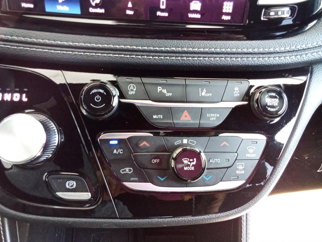 2025 Chrysler Pacifica