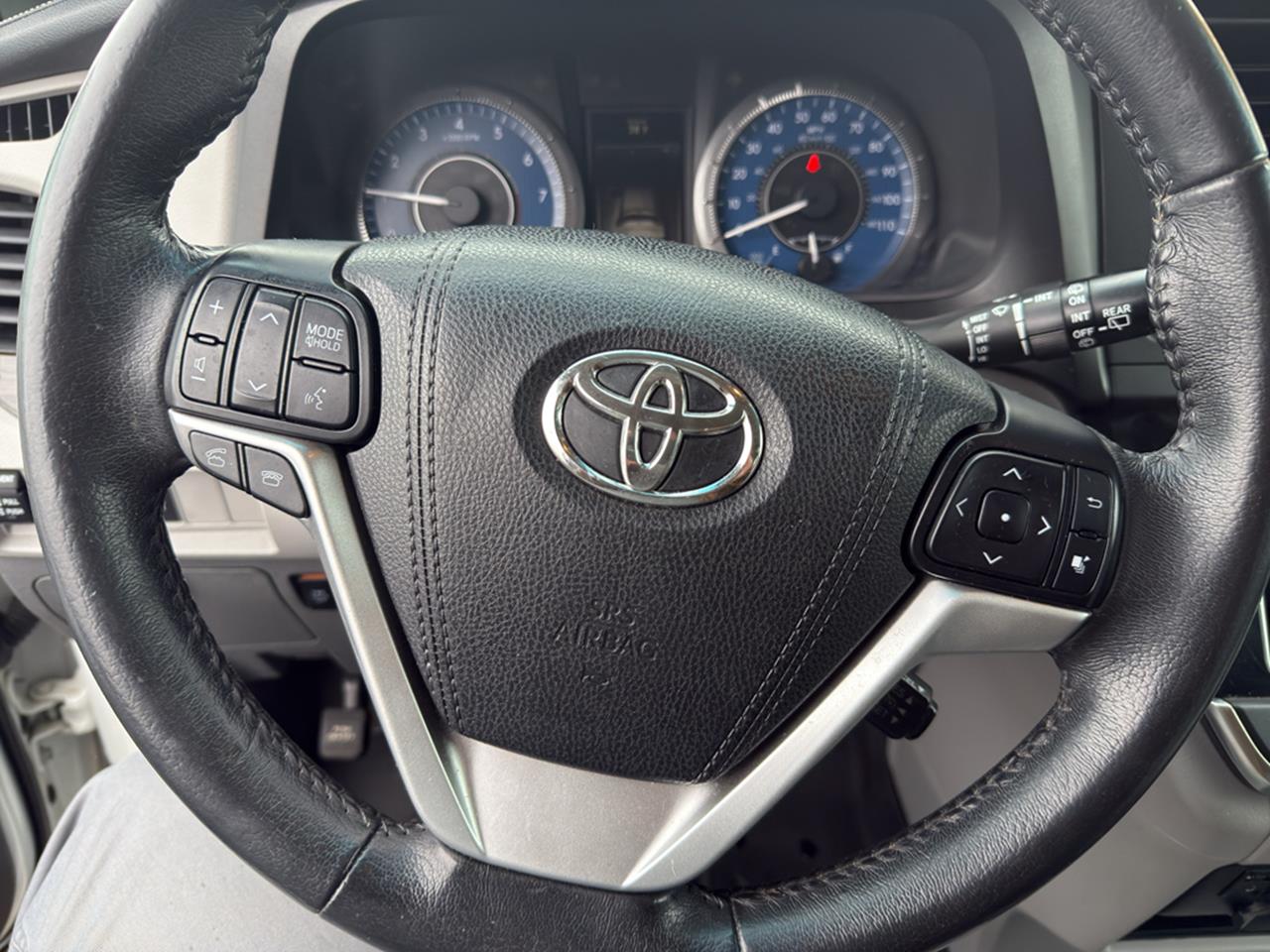 2017 Toyota Sienna