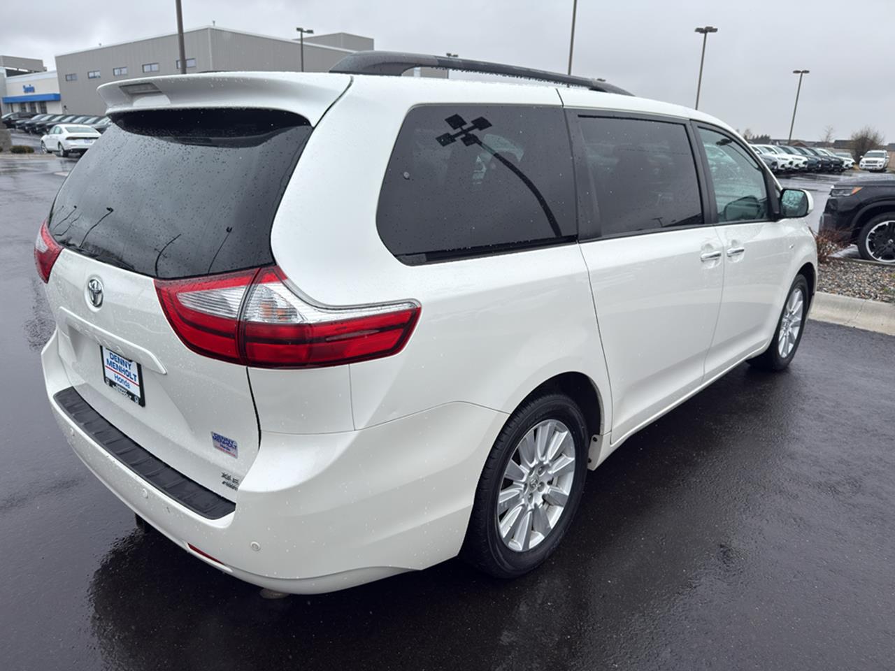 2017 Toyota Sienna