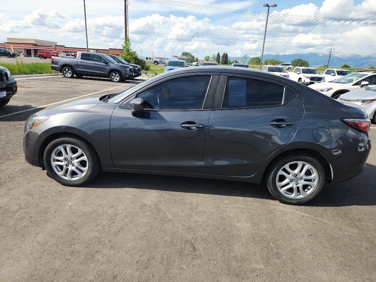 2017 Toyota Yaris iA