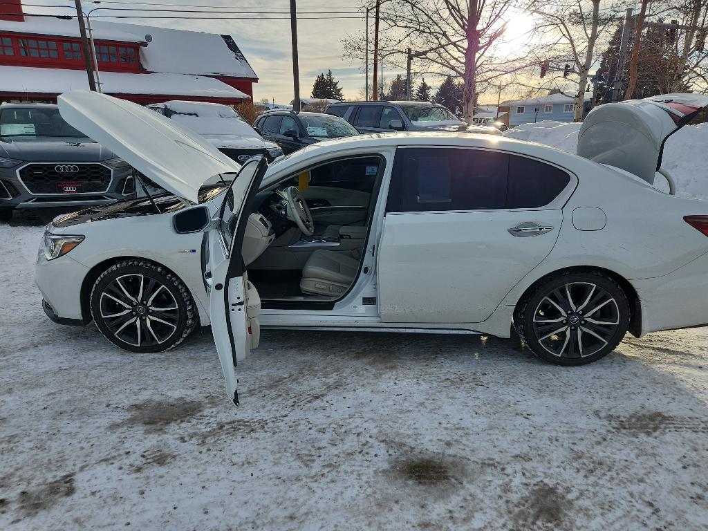 2019 Acura RLX