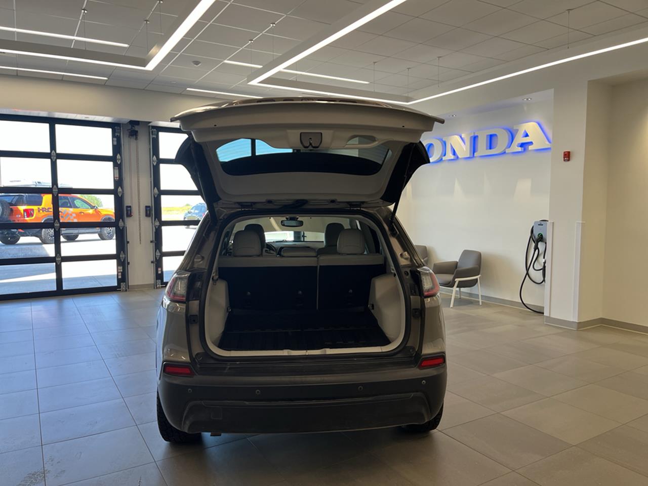 2020 Jeep Cherokee