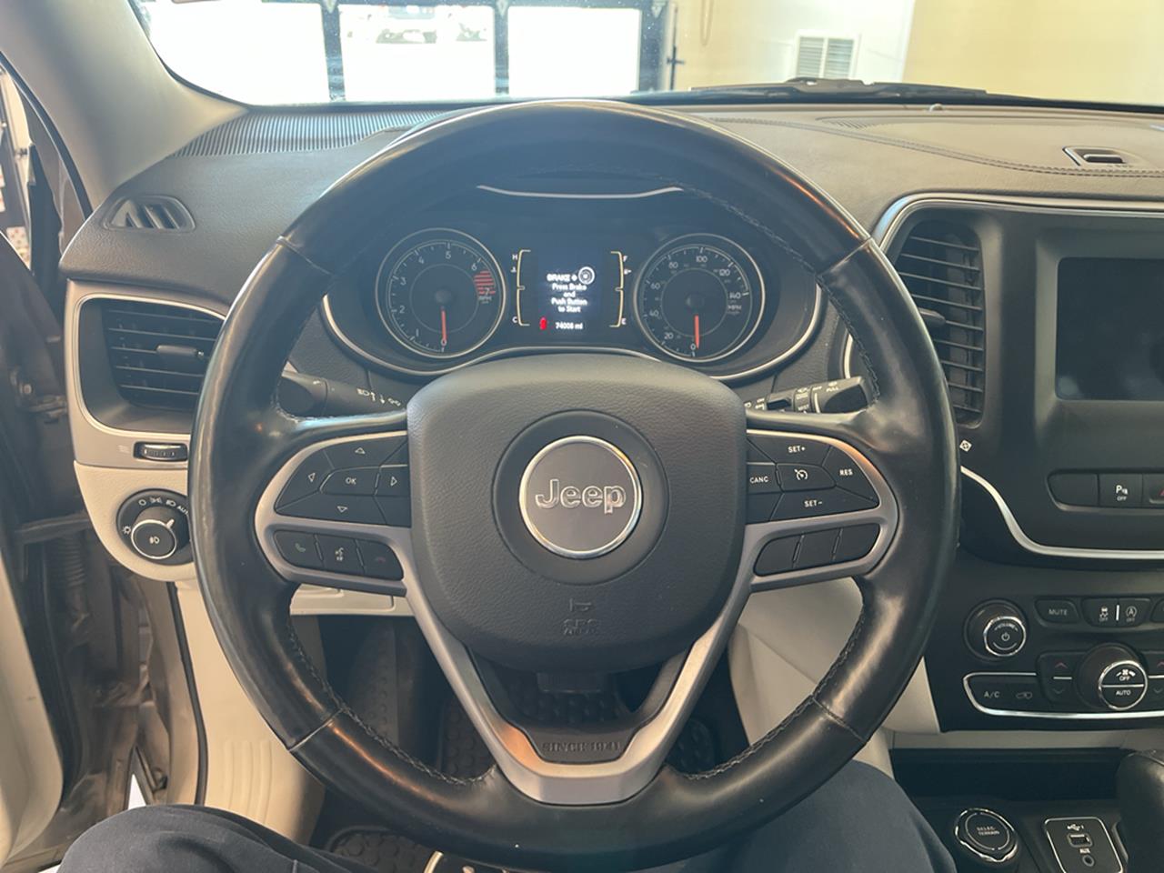 2020 Jeep Cherokee