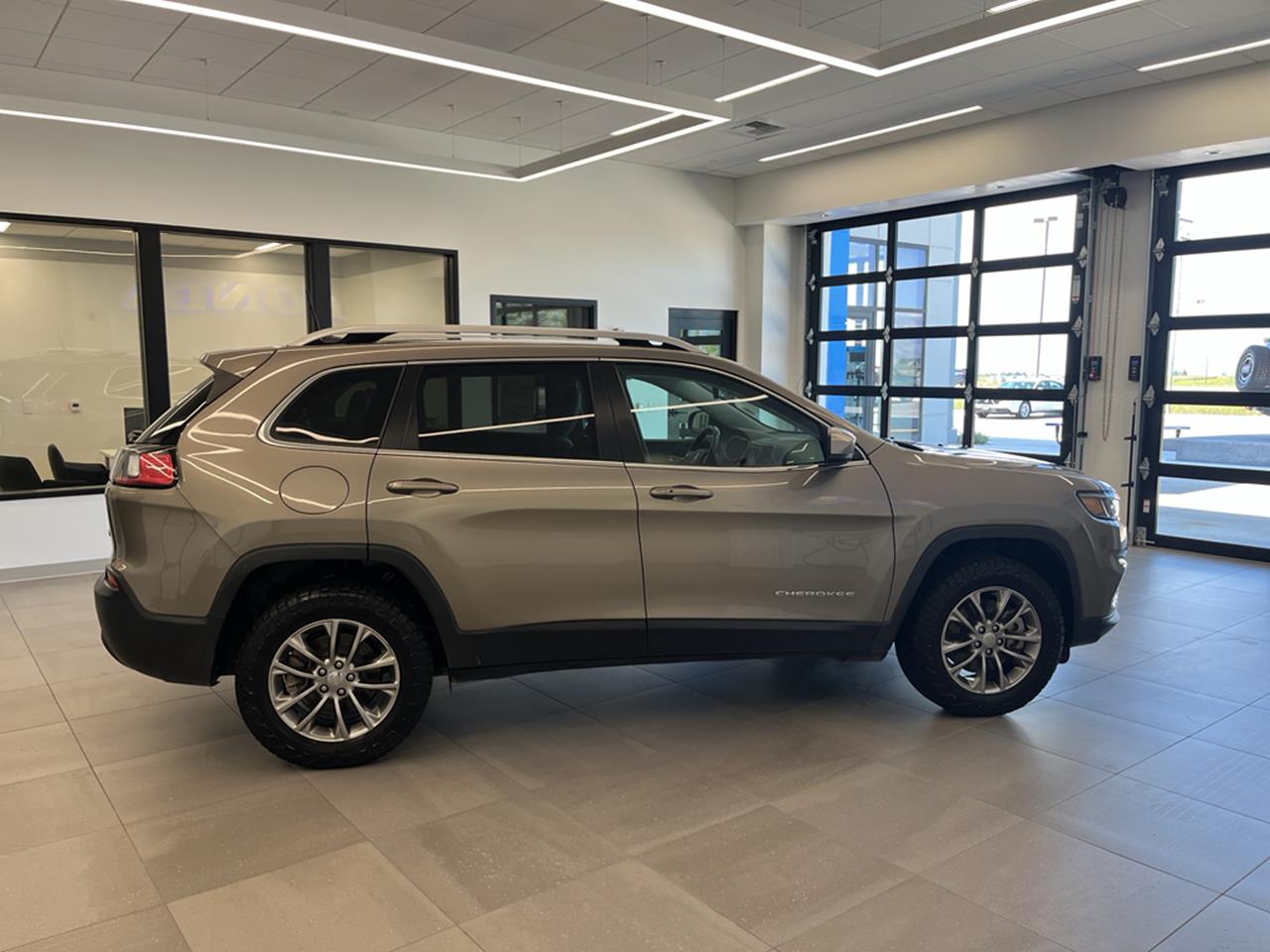 2020 Jeep Cherokee