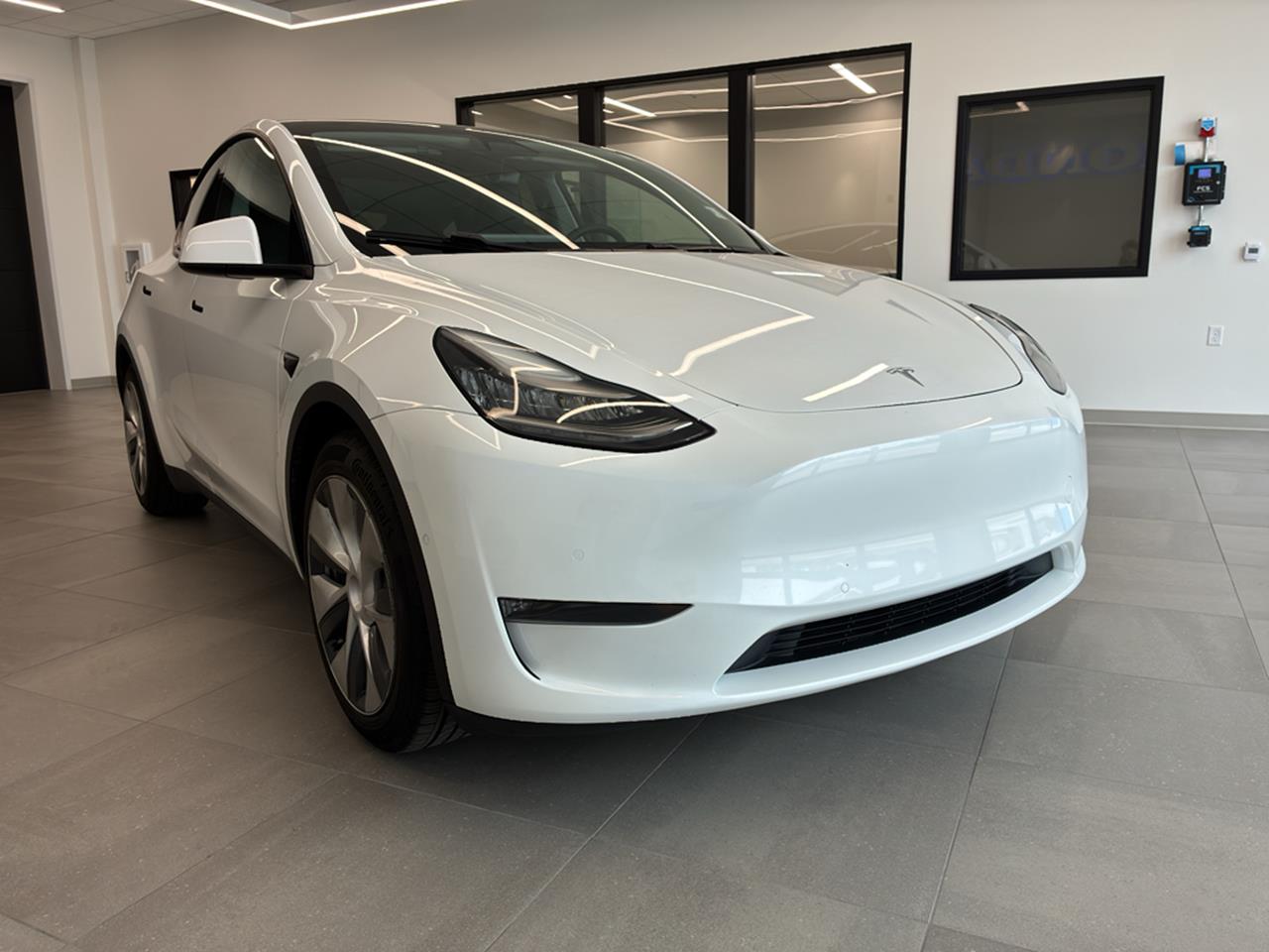 Used 2021 Tesla Model Y Long Range  SUVs
