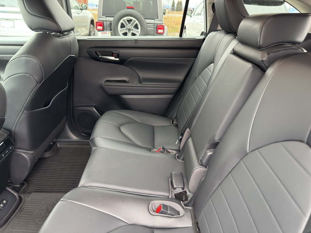 2021 Toyota Highlander Hybrid