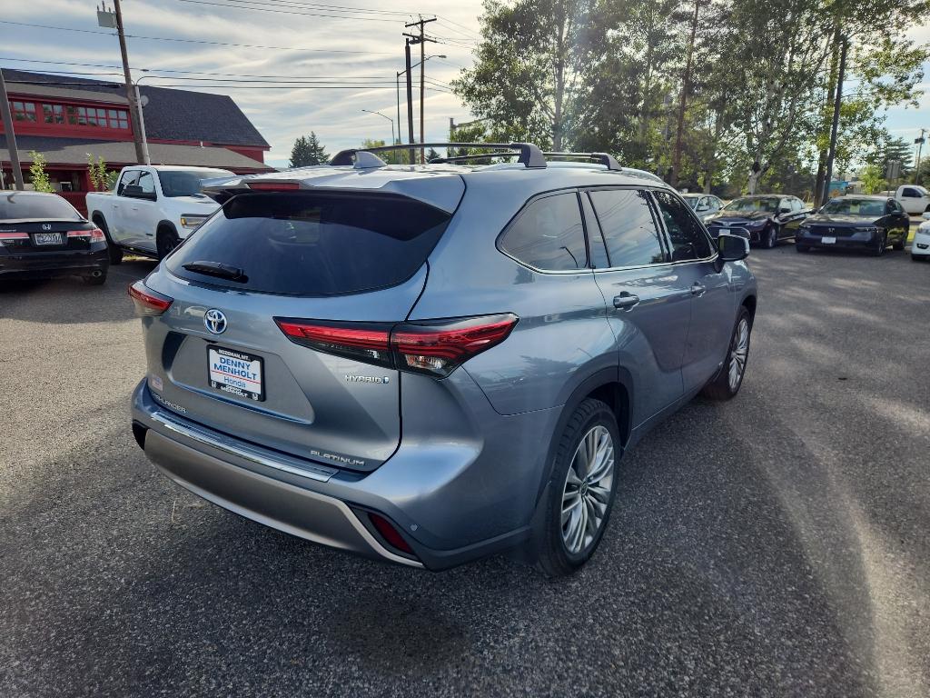 2022 Toyota Highlander Hybrid