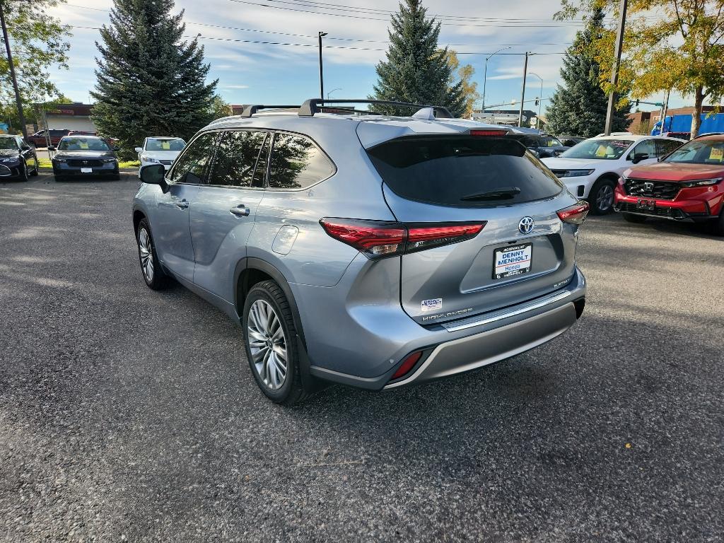 2022 Toyota Highlander Hybrid