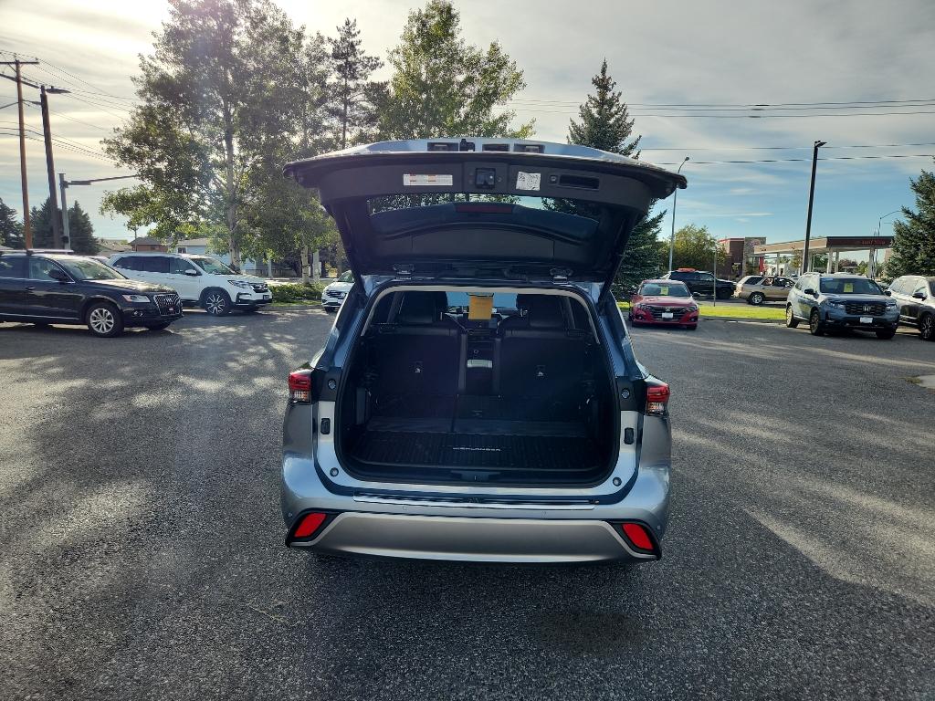 2022 Toyota Highlander Hybrid