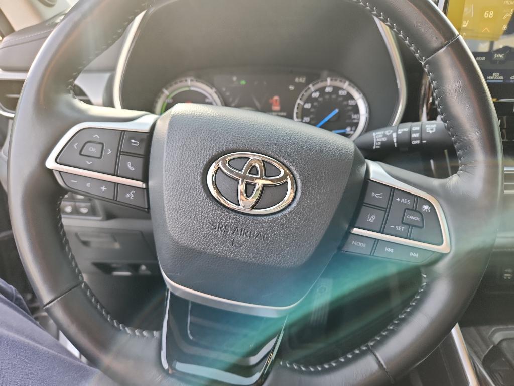 2022 Toyota Highlander Hybrid