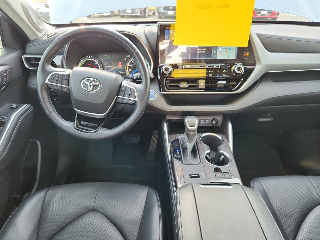 2022 Toyota Highlander Hybrid