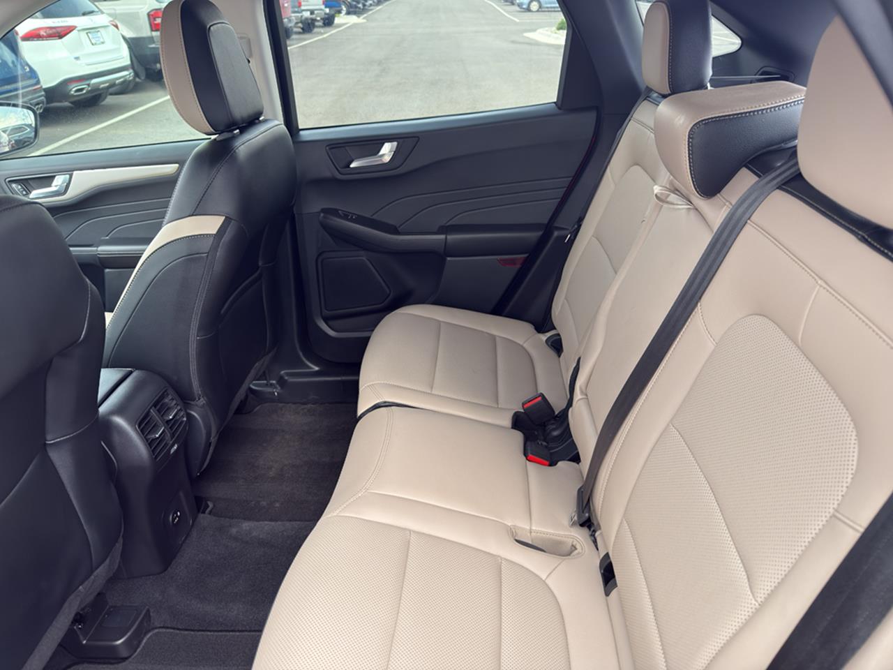 2022 Ford Escape Hybrid