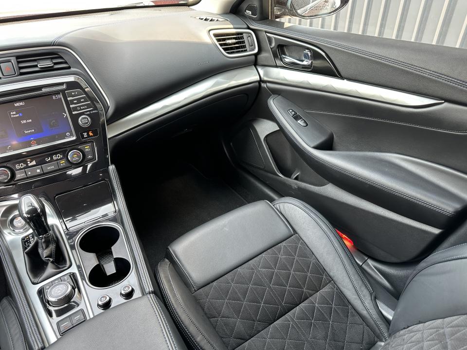 2017 Nissan Maxima