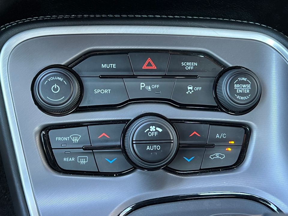 2022 Dodge Challenger