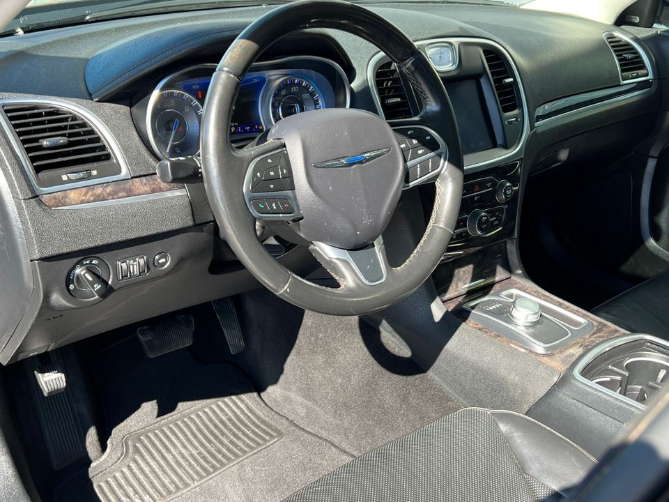 2020 Chrysler 300C