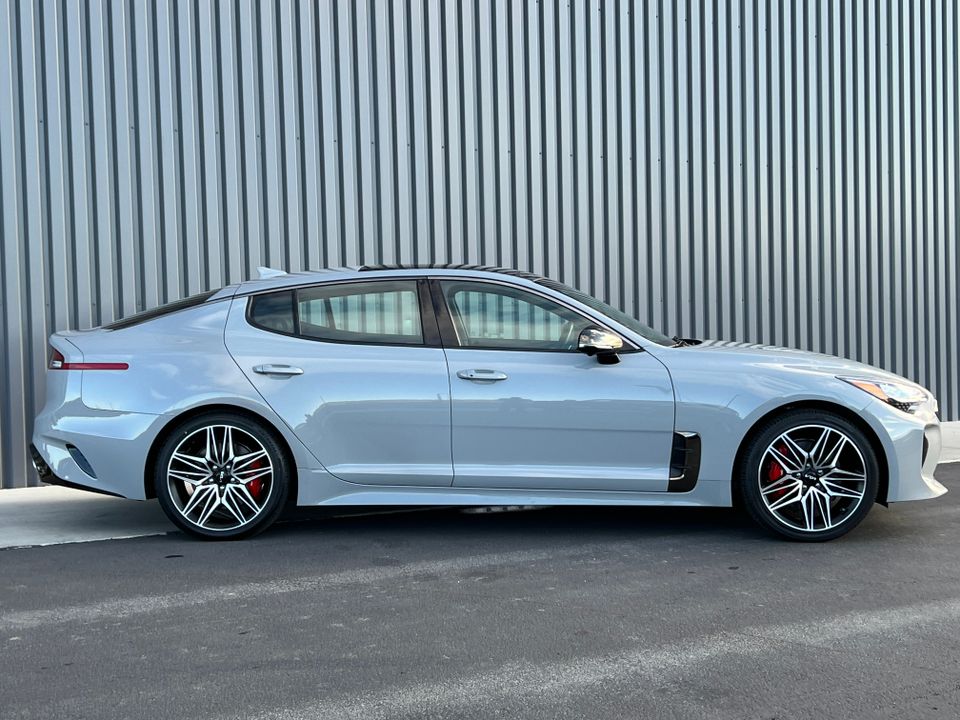 2022 Kia Stinger