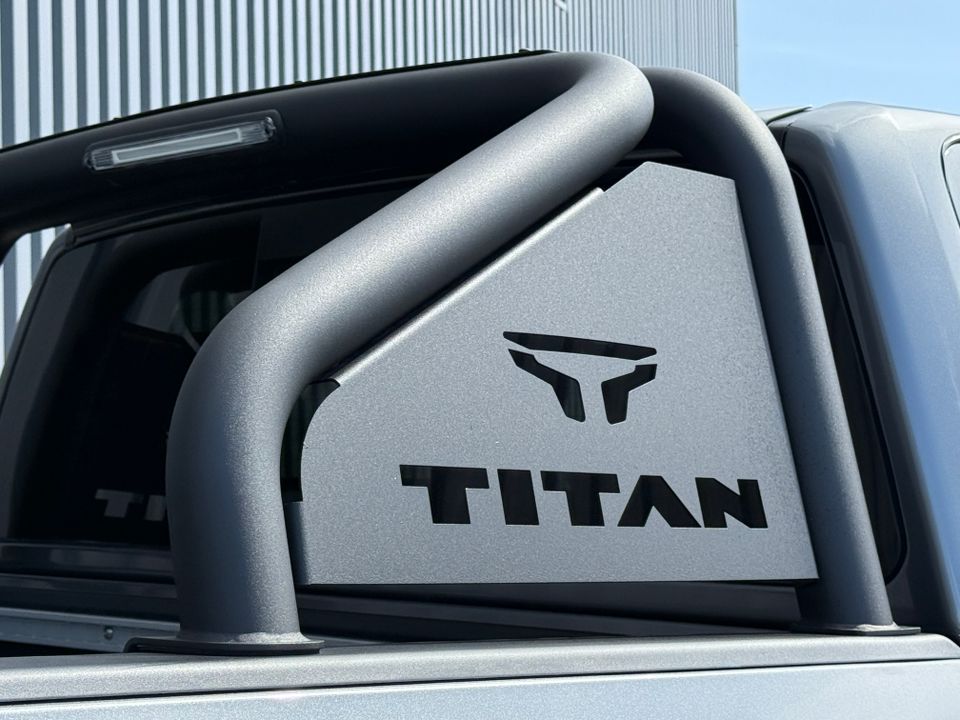 2023 Nissan Titan