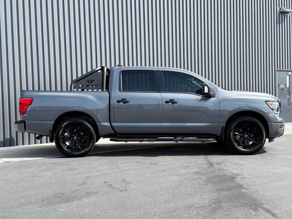 2023 Nissan Titan