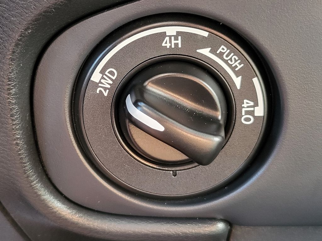 2023 Nissan Frontier