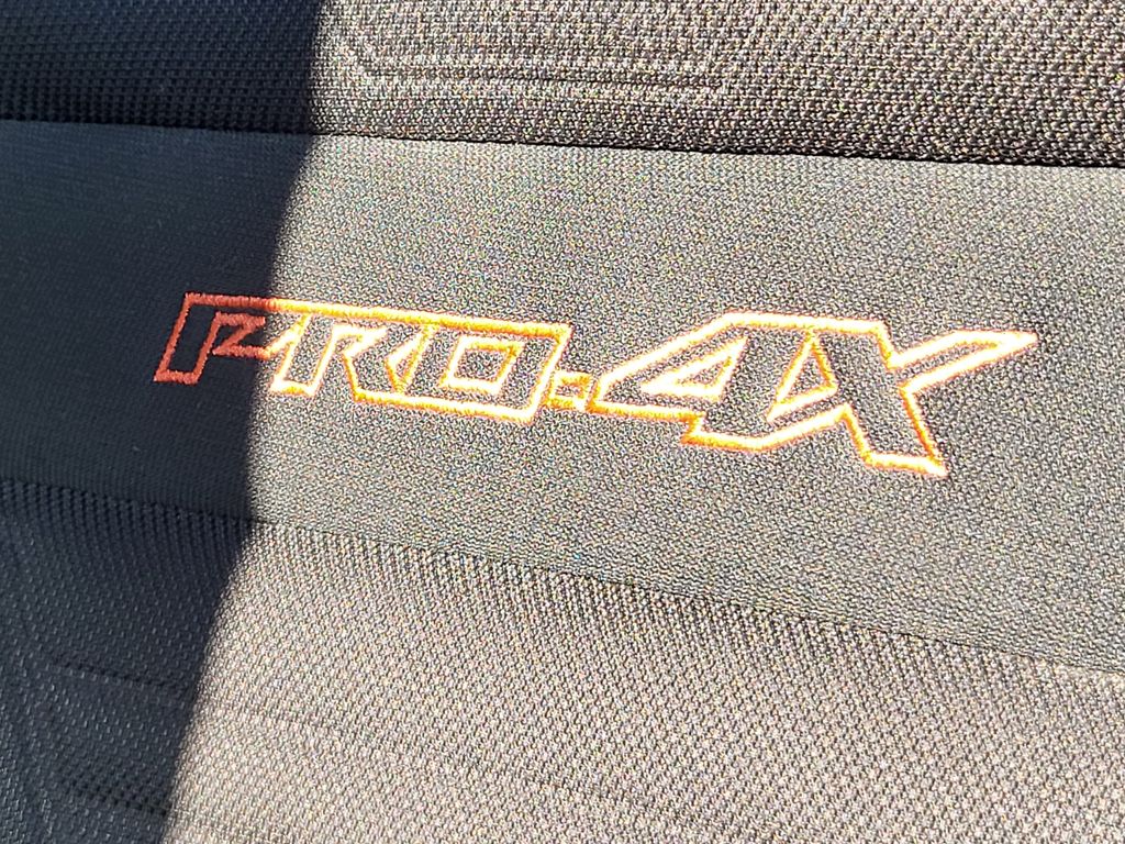 2023 Nissan Frontier