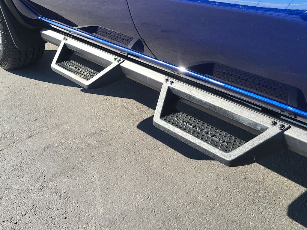 2023 Nissan Frontier