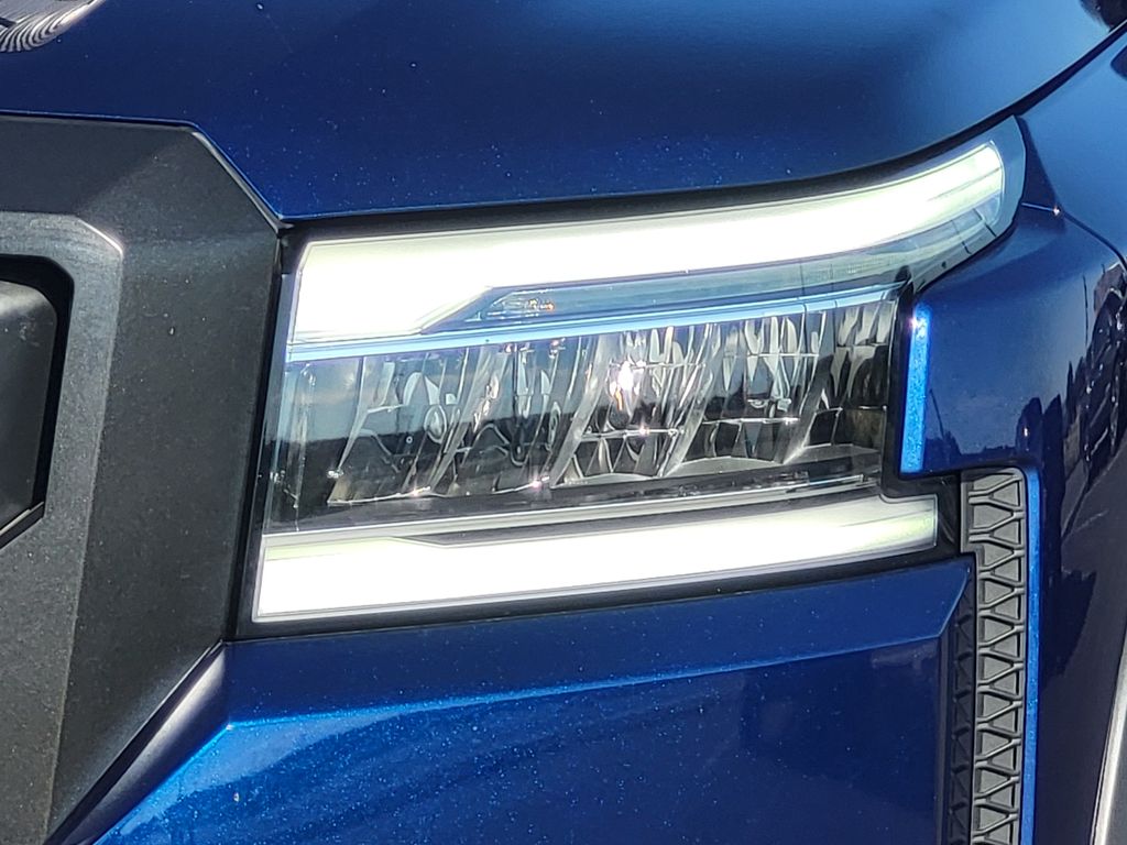 2023 Nissan Frontier