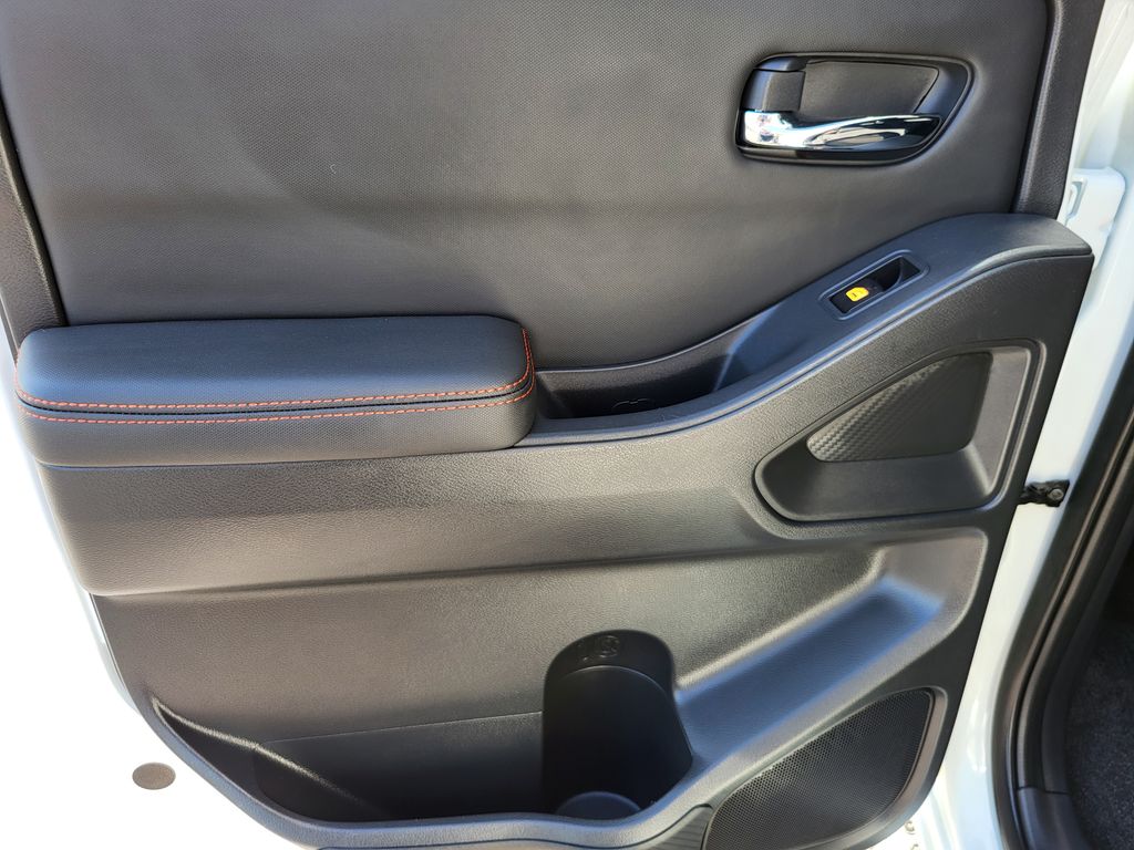 2023 Nissan Frontier