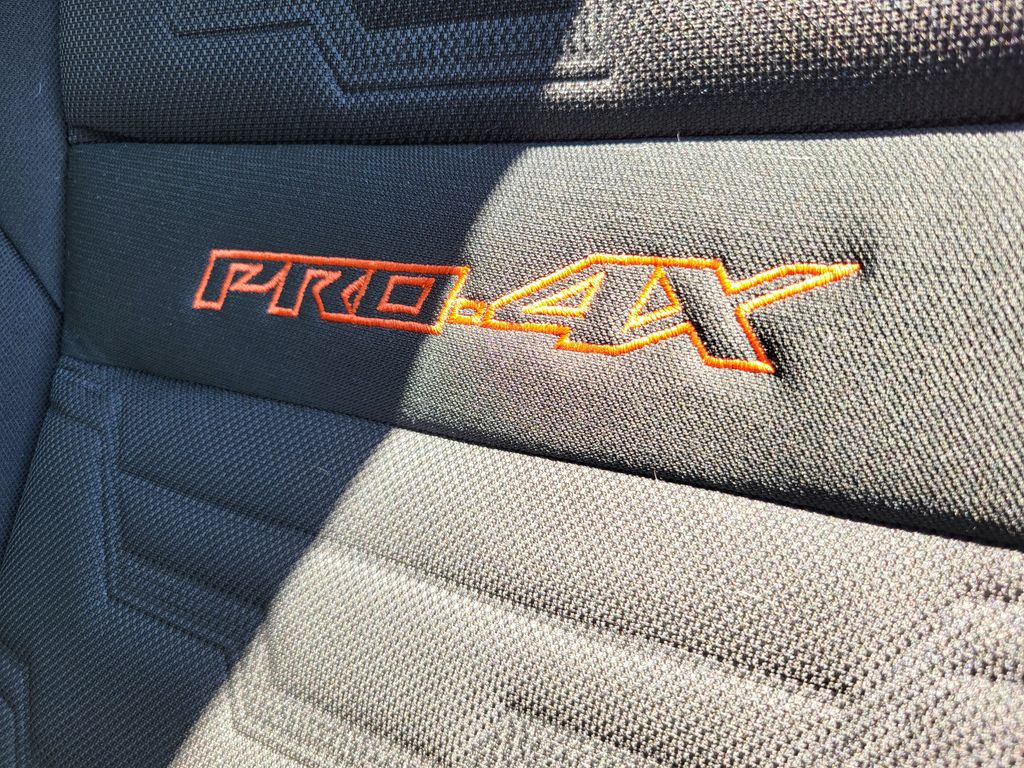 2023 Nissan Frontier