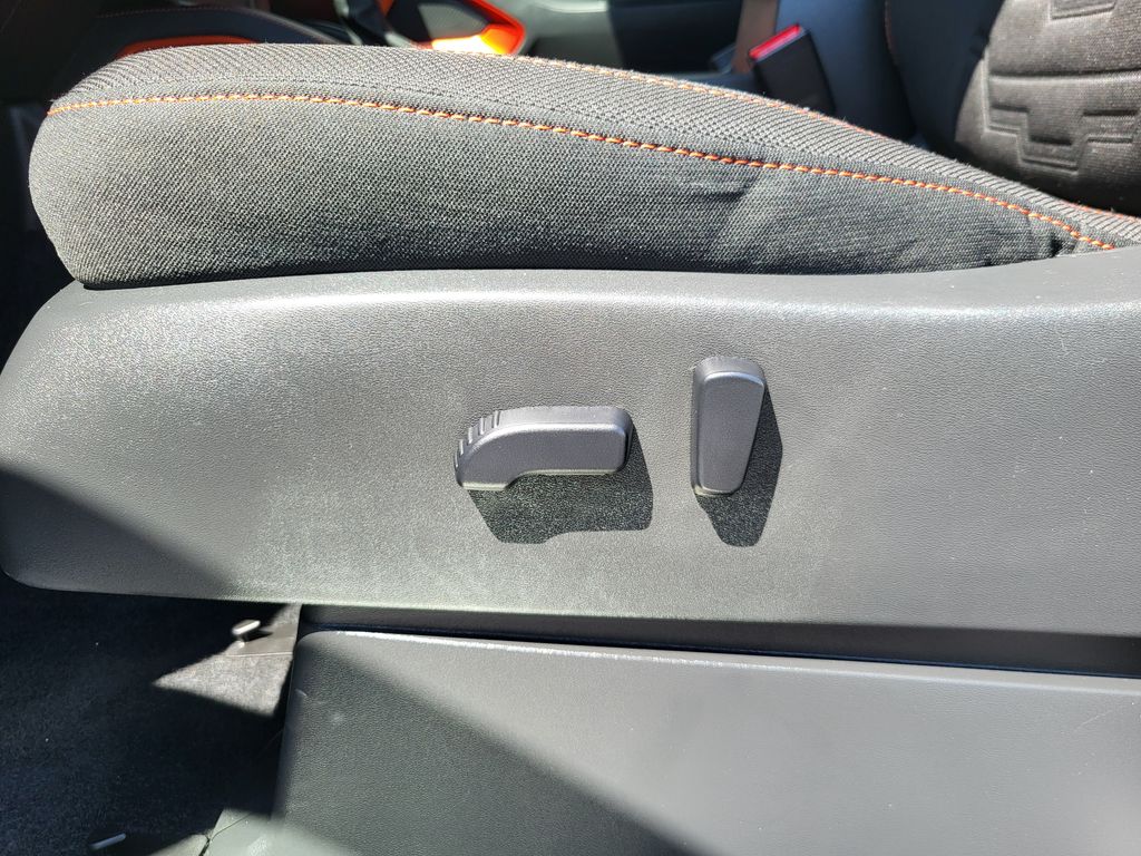 2023 Nissan Frontier