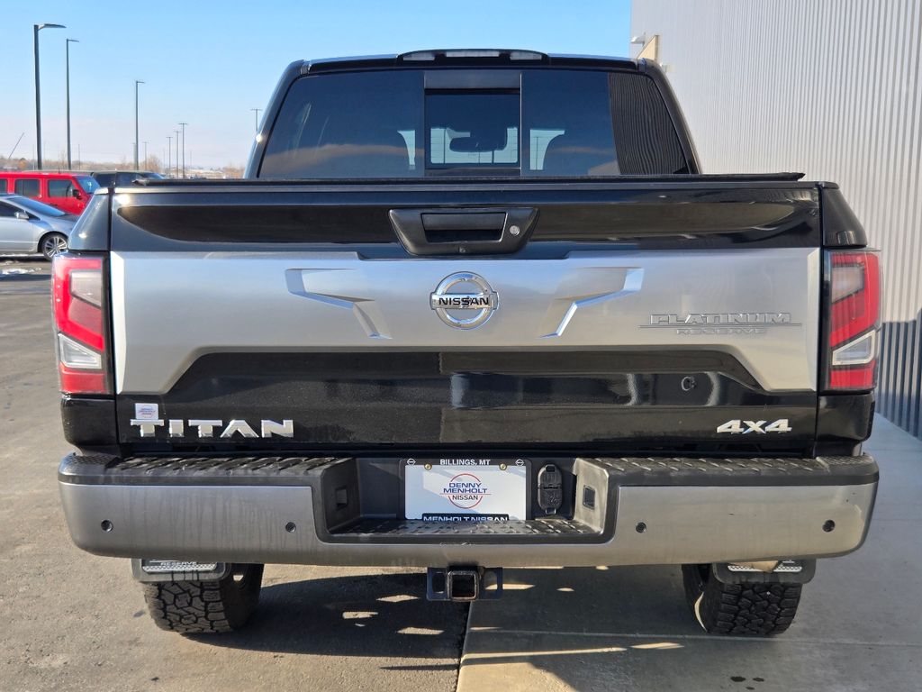 2021 Nissan Titan