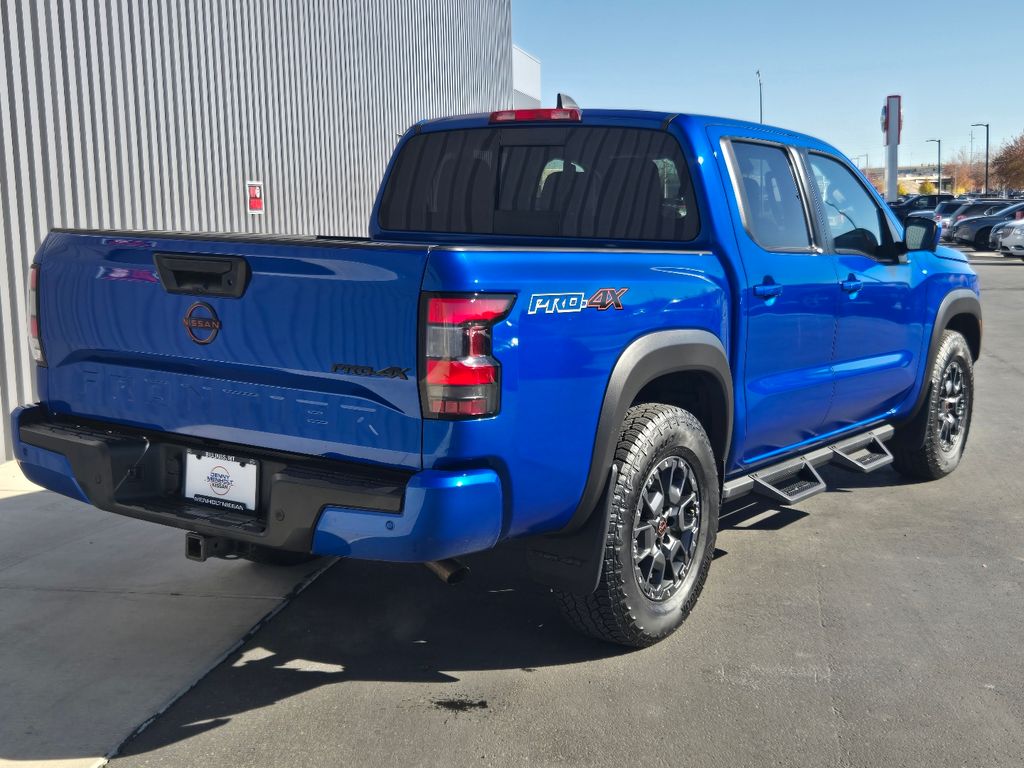 2024 Nissan Frontier