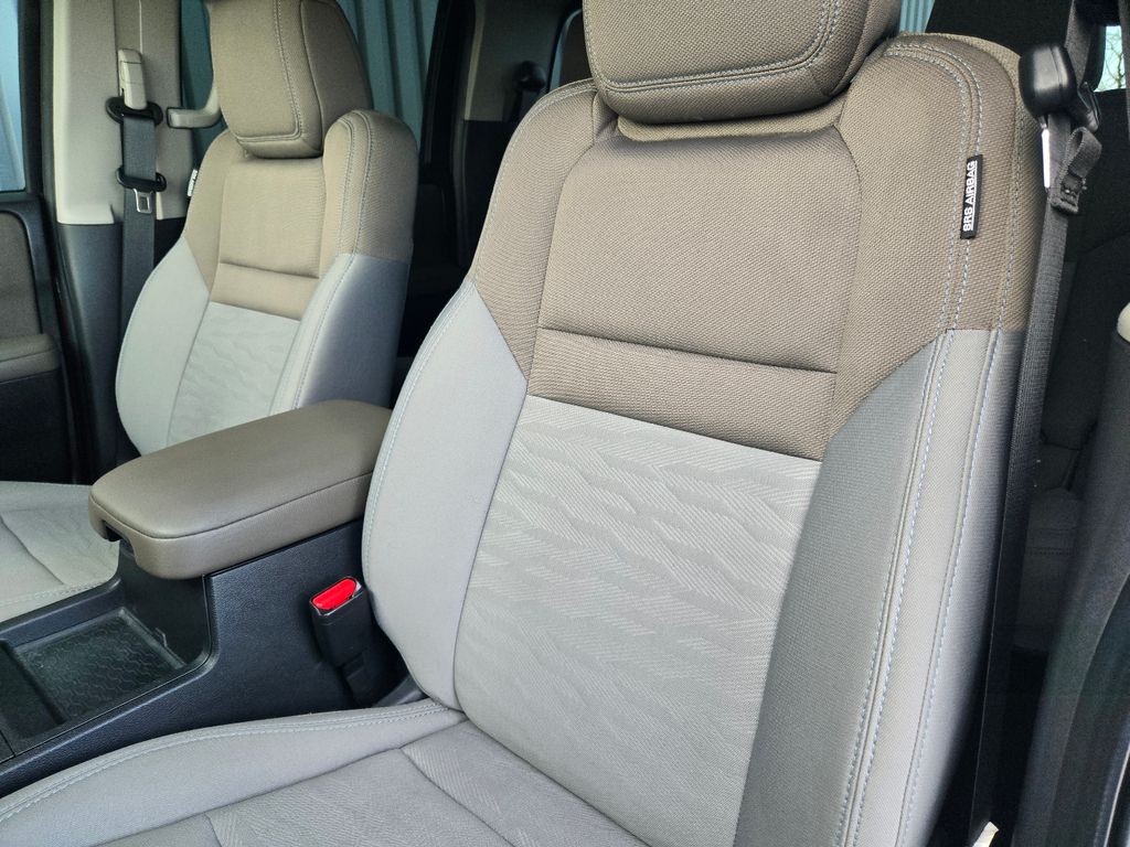 2022 Nissan Frontier