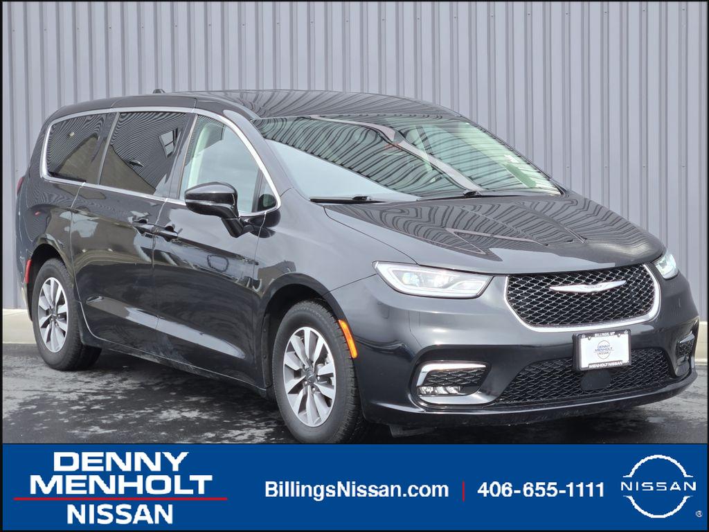 Used 2023 Chrysler Pacifica Hybrid Touring L Vans