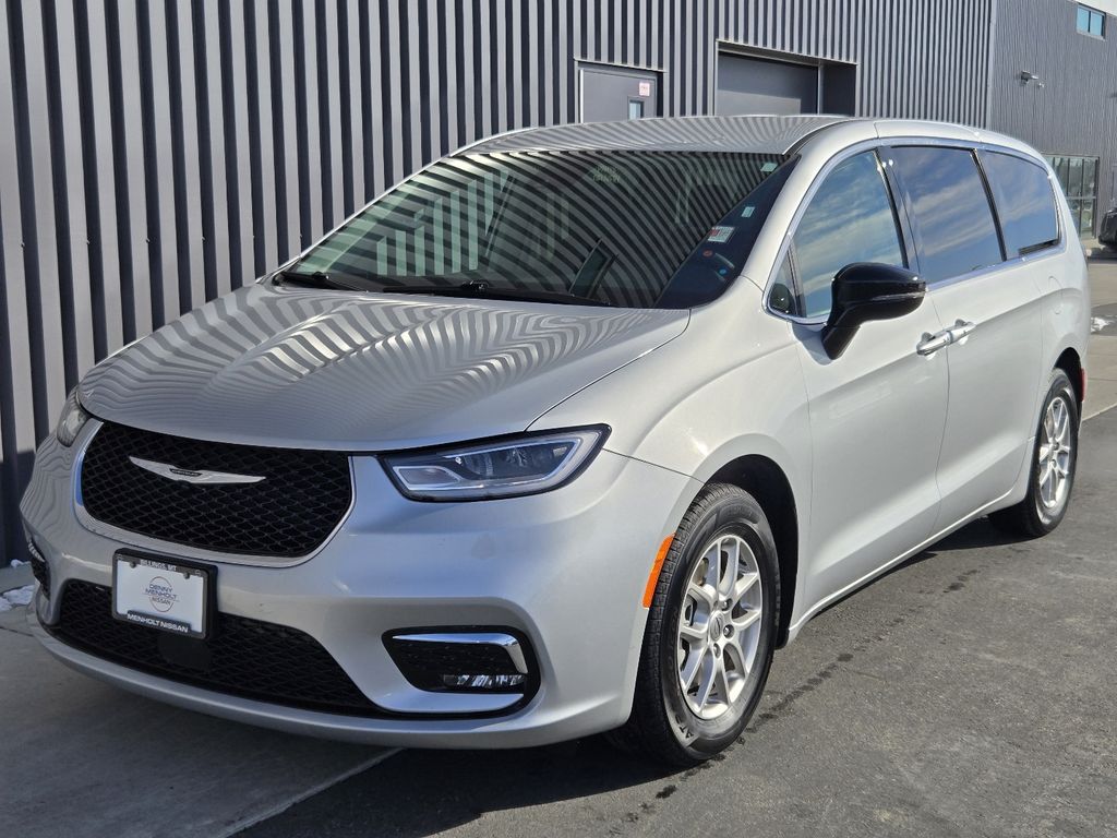 2024 Chrysler Pacifica