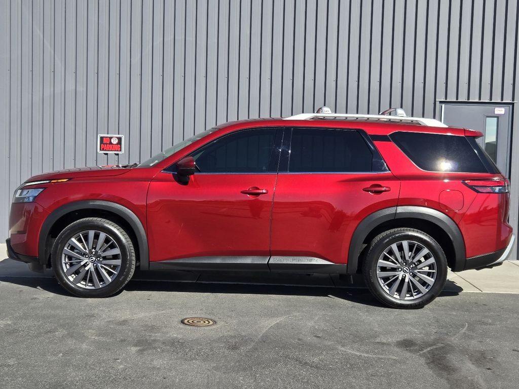 2022 Nissan Pathfinder