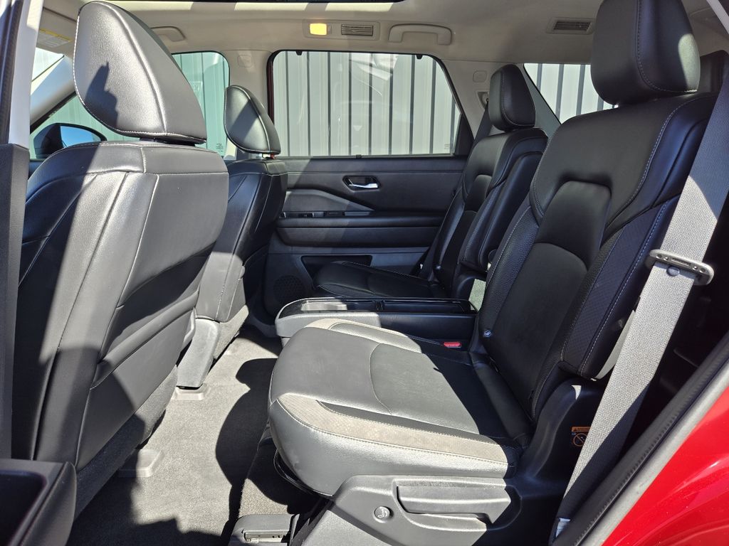 2022 Nissan Pathfinder