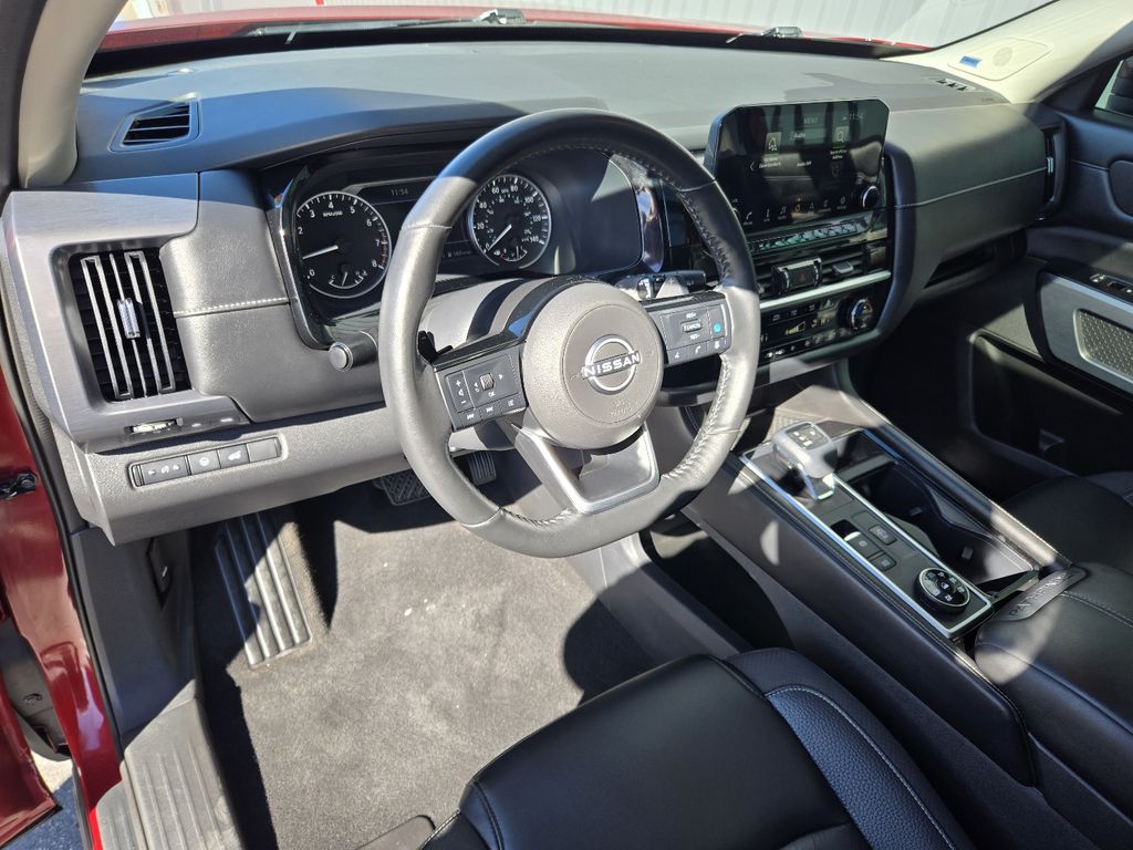 2022 Nissan Pathfinder