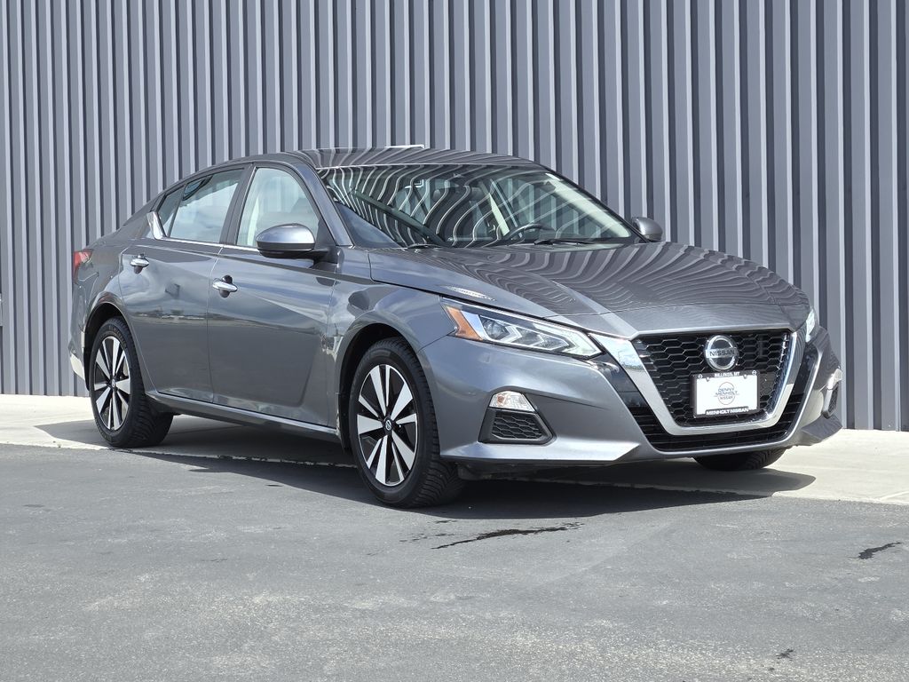 Used 2021 Nissan Altima 2.5 SV Cars