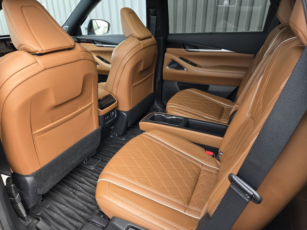 2023 INFINITI QX60