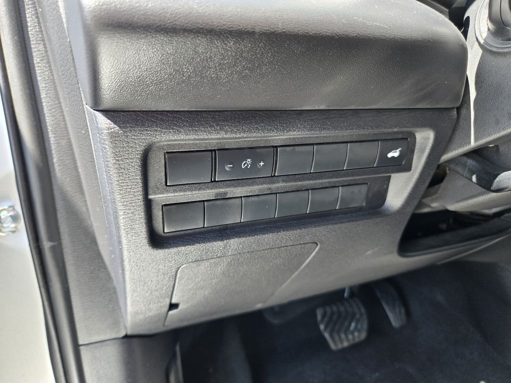 2025 Mitsubishi Outlander