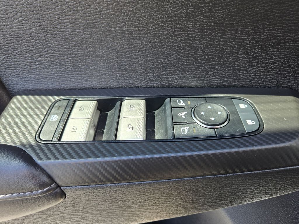 2025 Mitsubishi Outlander