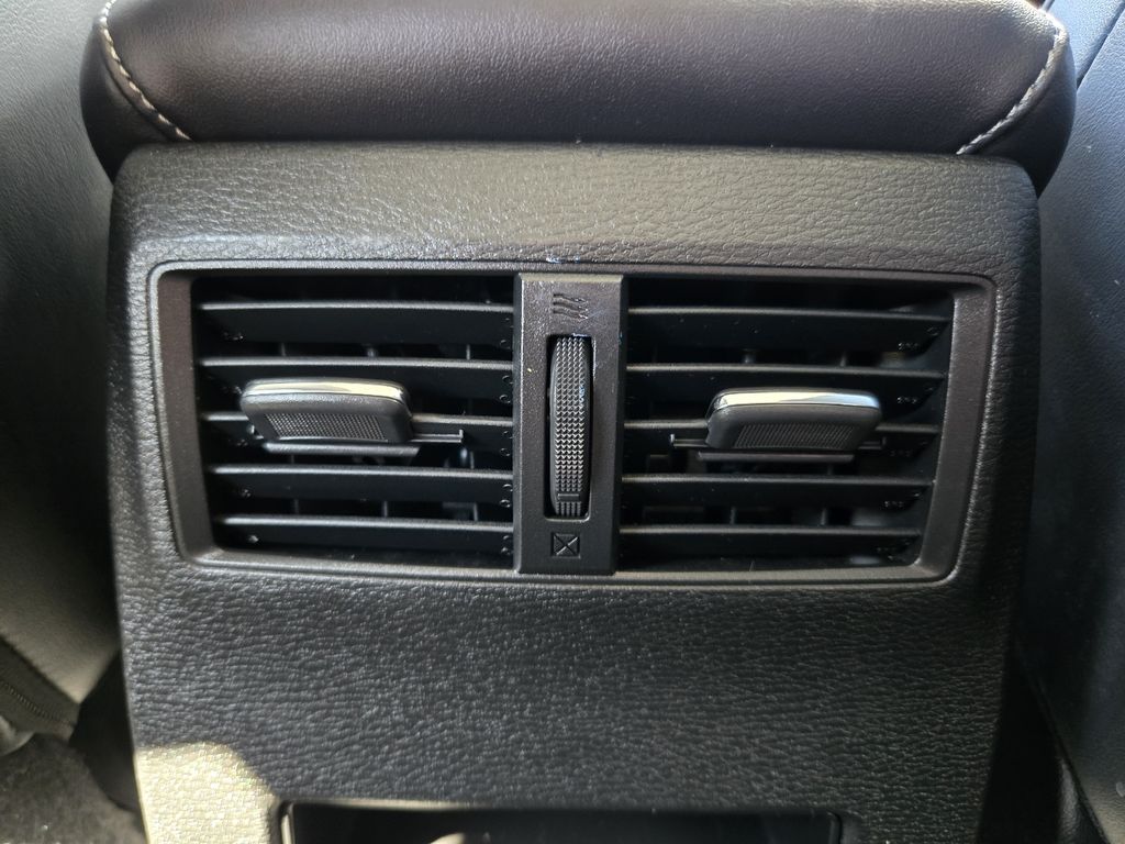2025 Mitsubishi Outlander