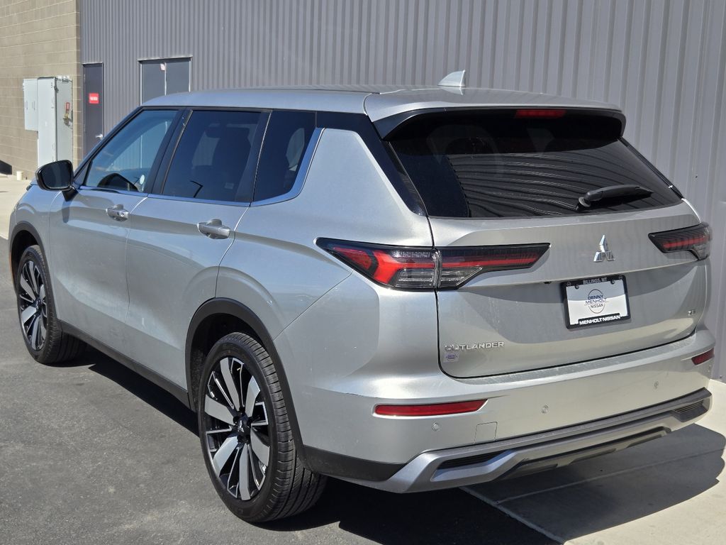 2025 Mitsubishi Outlander