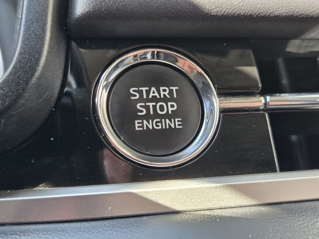 2025 Mitsubishi Outlander