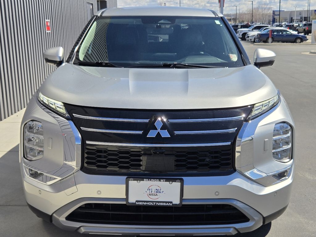 2025 Mitsubishi Outlander